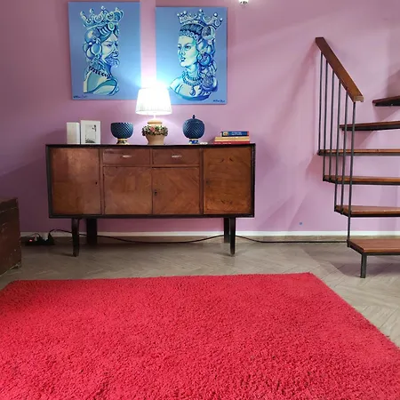 Donna Lucia Giardini-Naxos